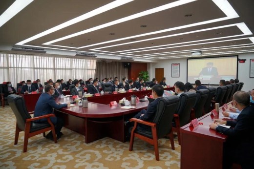 高新区召开干部大会，传达学习贯彻党的十九届五中全会精神