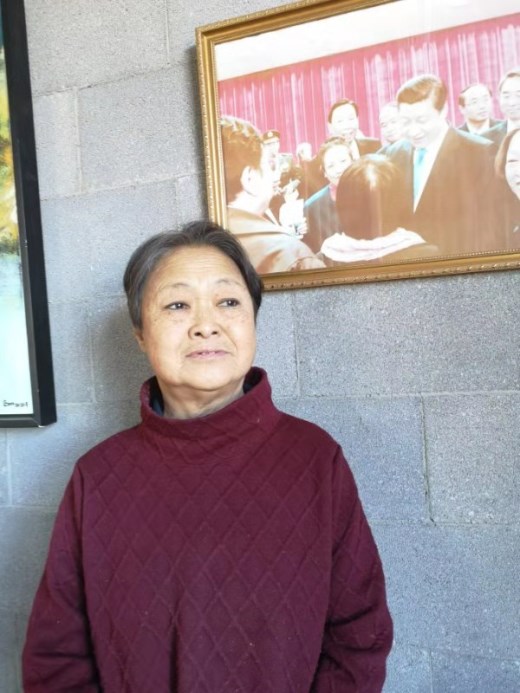 港澳报社领导拜访共和国才女王南宁
