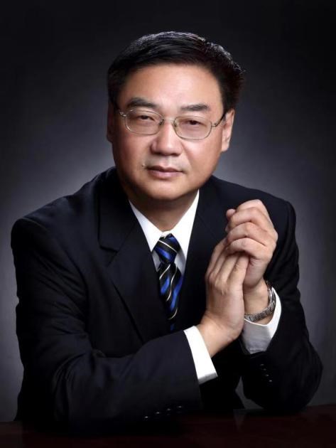 解读杨雨号先生不一样的爱国情怀