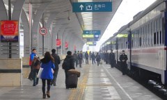 沪苏通铁路推出“定期票”等新票制