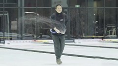 逐梦冰雪 从钢铁工人到制冰师