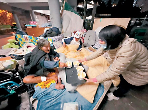 寒潮今晚袭港　关爱队派御